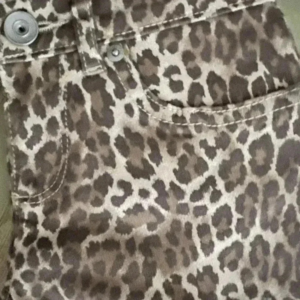 GIRLS CHILDRENS PLACE LEOPARD PRINT DISTRESSED JEGGINGS NWT SZ 5 - Picture 7 of 12